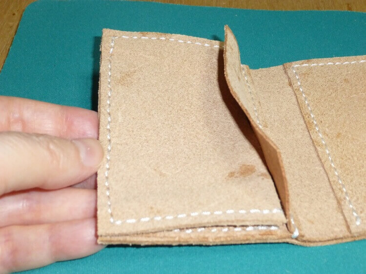 三つ折り財布の作り方（縫製）